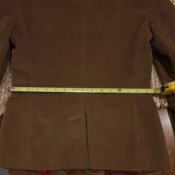 Dolce & Gabbana Brown Blazer with Red Lining - Picture 10 of 16